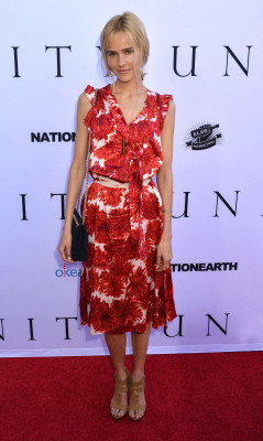 Isabel Lucas pic #782651